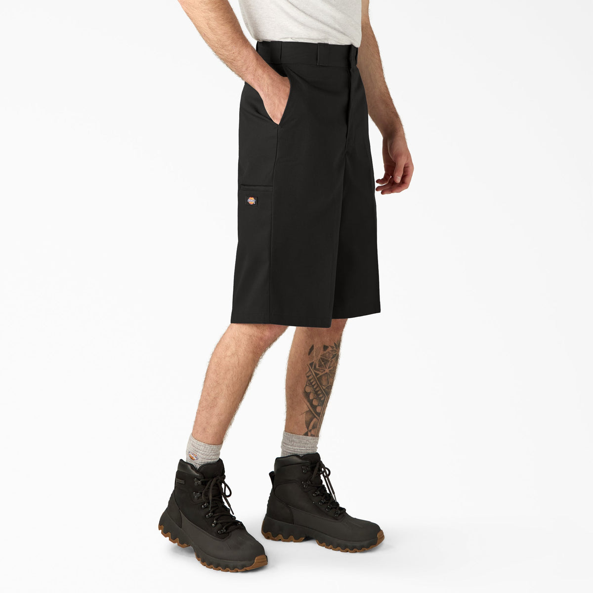 Dickies Loose Fit Multi-Use Pocket Work Shorts, 15" - Black (BK)